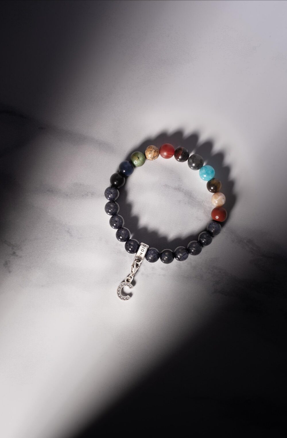 Színes gyöngy karkötő - 'Nyolc bolygó'